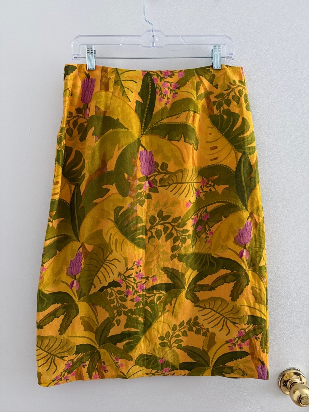 FARM Rio Banana Leaf Yellow Gold Linen Midi Skirt Medium - Picture 4 of 10